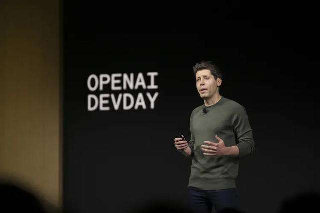 OpenAI巨震:阿尔特曼被免,女CTO补位,4人核心团队分裂,业内:三大分歧成焦点